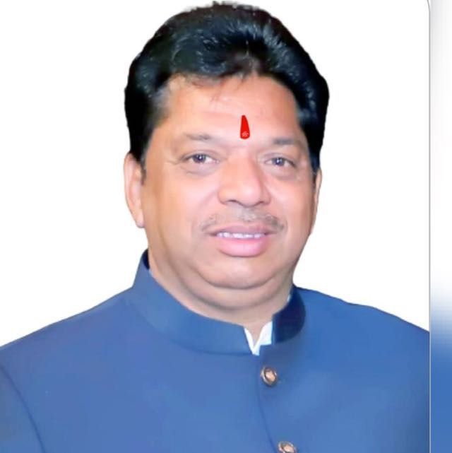 सिरसा में सफाई कर्मचारियों की हड़ताल से बिगड़े हालात, कूड़े के ढेर से बढ़ा महामारी का खतरा